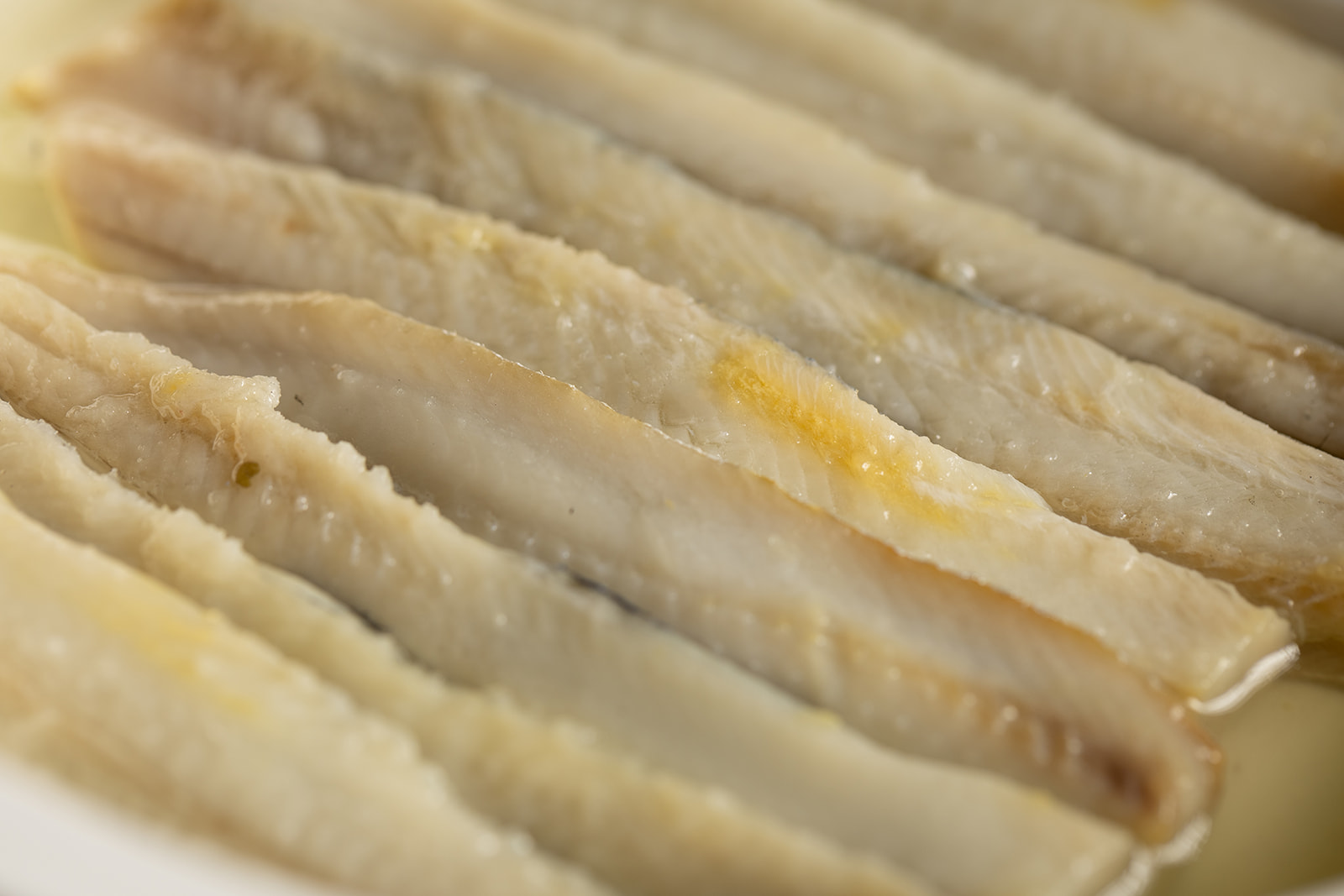 Sardinas en vinagre de vino con aceite vegetal